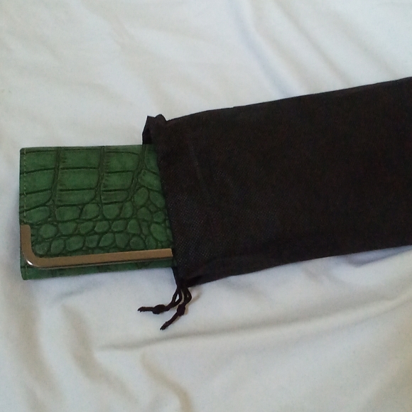 Faux Croc wallet new w/Tags - Picture 8 of 9